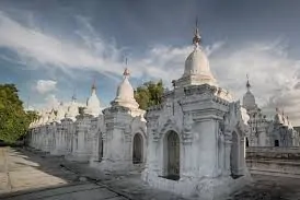 Kuthodaw Pagoda