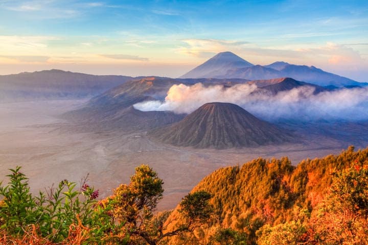 Mount Bromo View in surabaya tour package 
