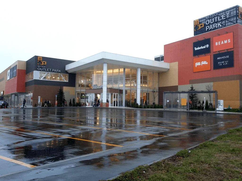 Kitahiroshima Mitsui Outlet is a must visit for those who travel to Hokkaido