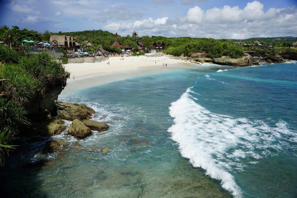 Nusa Lembongan become tourist attraction because of its good surfing , diving and snorkelling 