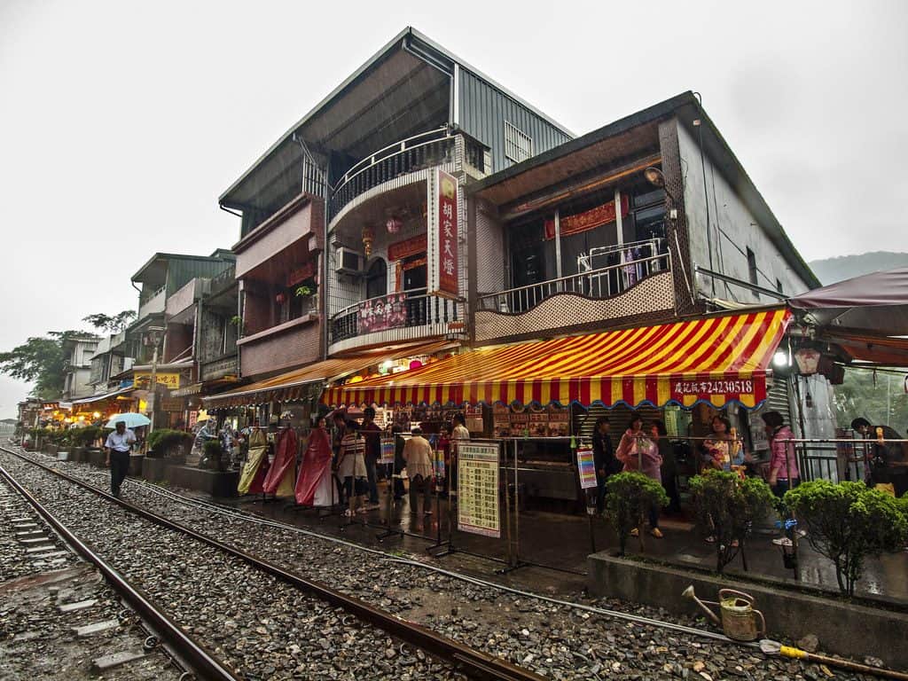Shifen Old Street is the most lively railway station on the Pinxi Line. This street is railway-based streets which make tourists have a different experience