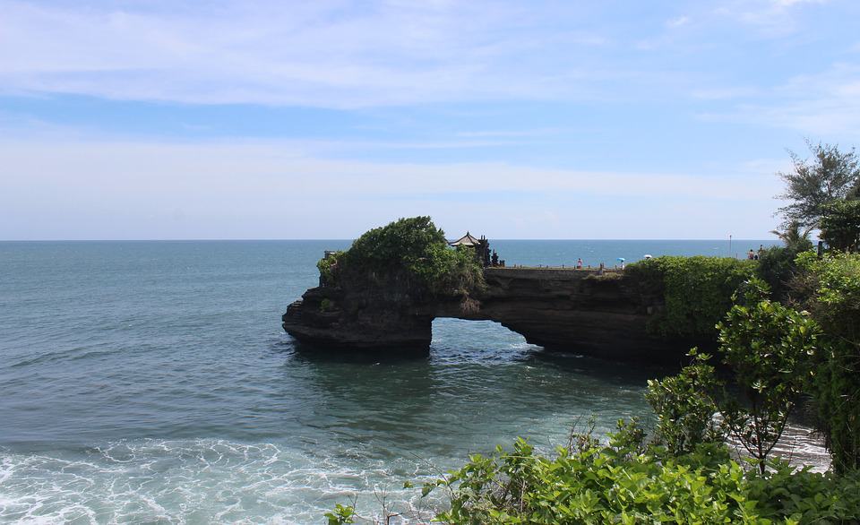 Uluwatu Temple is a Bali Hindu sea temple. It sit on top of the steep cliff about 70 meter above sea level. 