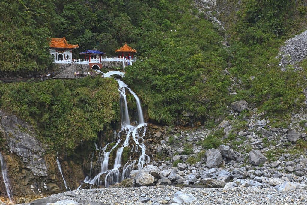"Taroko Gorge quiet" and therefore ranks of the eight scenes in Taiwan.  