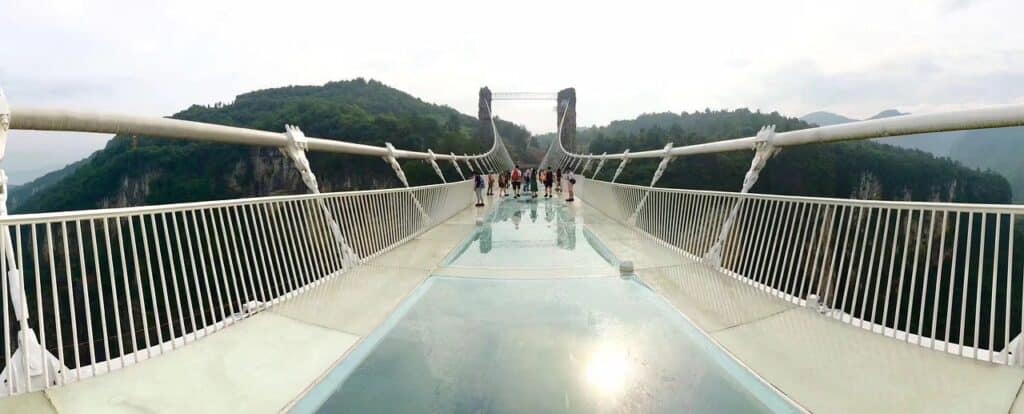 zhangjiajie glass bridge